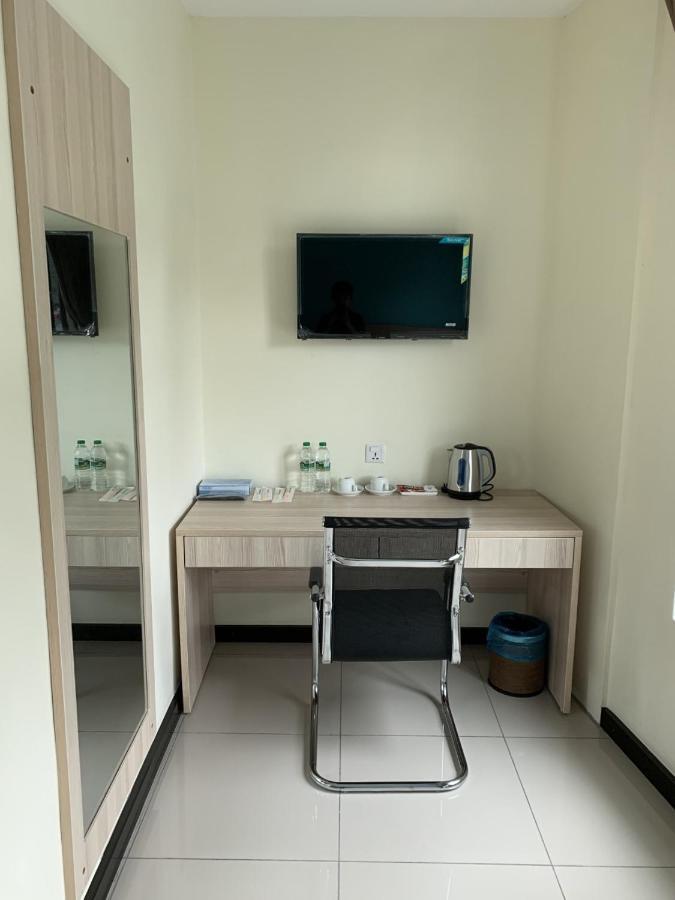 M Quality Hotel Гуа-Мусанг Экстерьер фото
